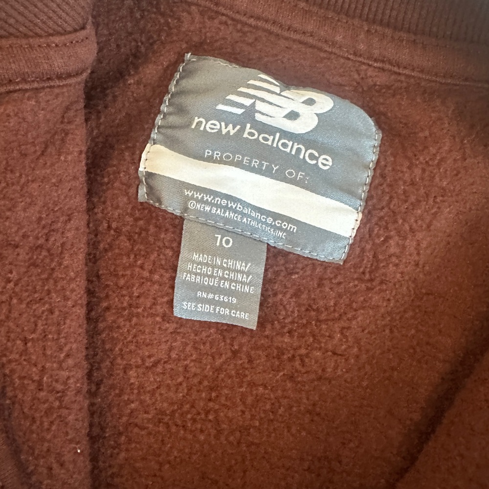 New Balance Chocolate Brown Fleece Set Boys Size 8 - Picture 3 of 5